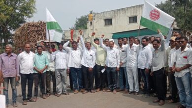 Photo of सातारा जिल्ह्यात स्वाभिमानी शेतकरी संघटना आक्रमक