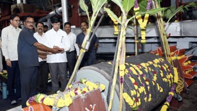 Photo of कराड तालुक्यातील ‘या’ कारखान्यात गळीत हंगामासाठी झाले मिल रोलरचे पूजन