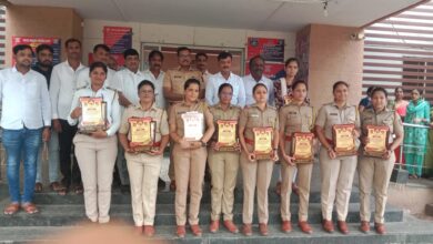 Photo of कराडला कर्तबगार महिला पोलीस अधिकाऱ्यांचा अहिल्यारत्न पुरस्काराने सन्मान